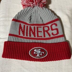Gray and Red Niners Beanie~ ready for Fall season!  New!